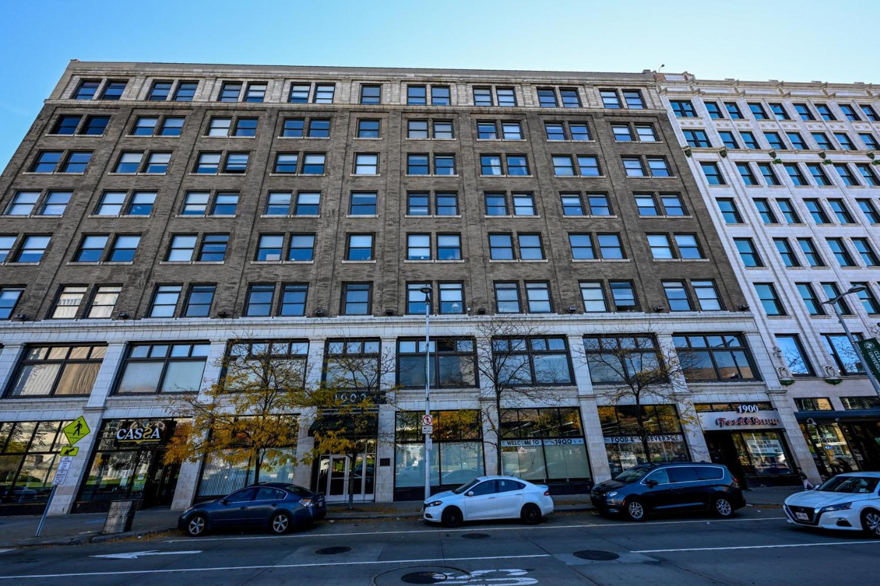 2 Bath Prkg+Gym+Sauna Perk Plaza +30 Day Cleveland Bagian luar foto
